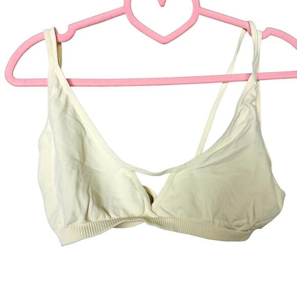 Free People NWOT intimately bralette Bra Cream Size M/L - Picture 1 of 3